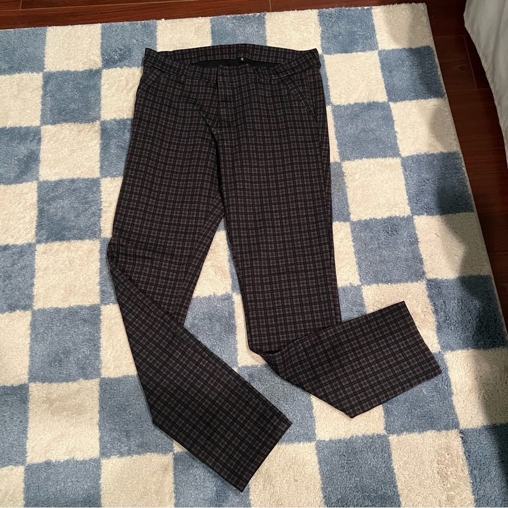 women’s pants !